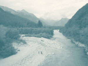 Der türkisfarbene Fluss Soča in den Julischen Alpen